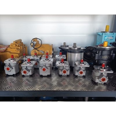 Гидравлический насос Kubota 67950-36100 GT3 Hydraulic Pump